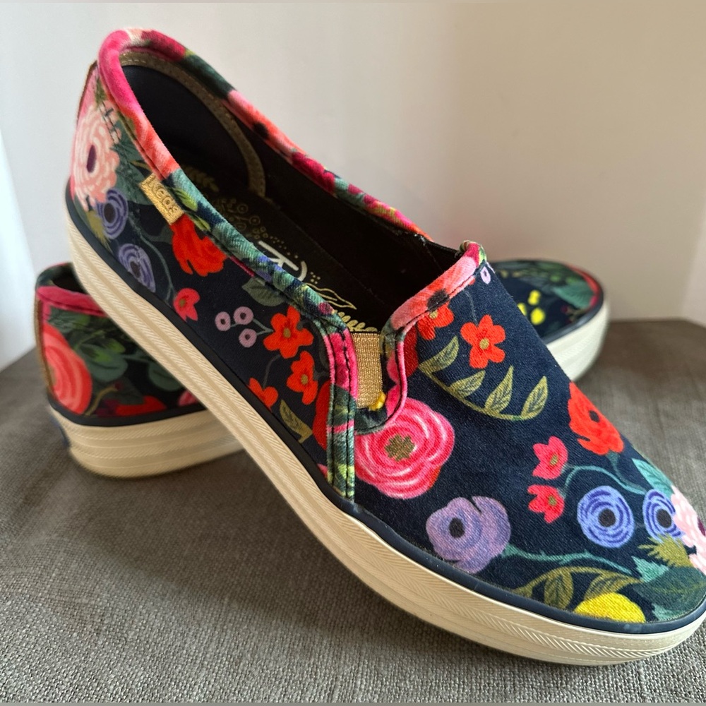 KEDS x Rifle Paper womens 7.5 Triple Decker Velvet Floral Print Slip On Sneakers